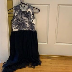 gorgeous black and white rose dress